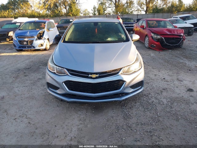46260399 :رقم المزاد ، 1G1BC5SM5J7229224 vin ، 2018 Chevrolet Cruze Ls Auto مزاد بيع