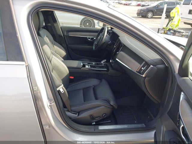 46260440 :رقم المزاد ، LVYH60AF9RP401564 vin ، 2024 Volvo S90 Recharge Plug-in Hybrid T8 Ultimate مزاد بيع