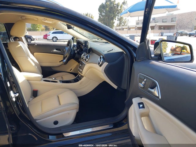 WDCTG4EB4JJ367595 Mercedes-Benz GLA 250