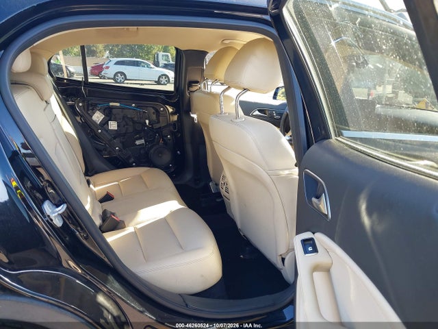 WDCTG4EB4JJ367595 Mercedes-Benz GLA 250