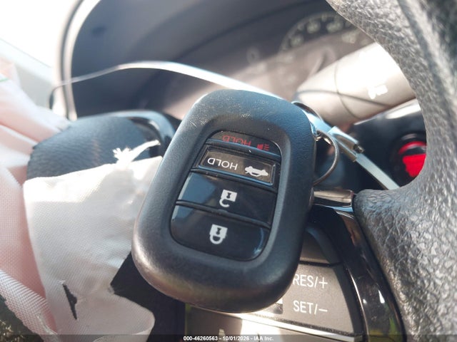 Продажа на аукционе авто 2026 Honda Civic Lx, vin: 2HGFE2F24TH506268, номер лота: 46260563