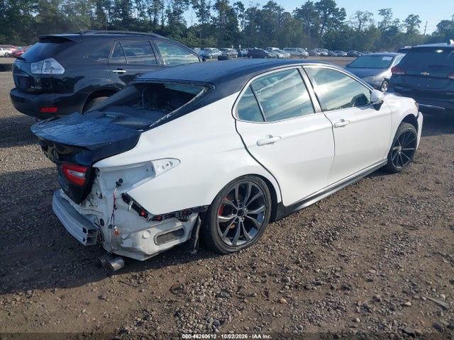 2018 Toyota Camry Se მანქანა იყიდება აუქციონზე, vin: JTNB11HK1J3051911, აუქციონის ნომერი: 46260612