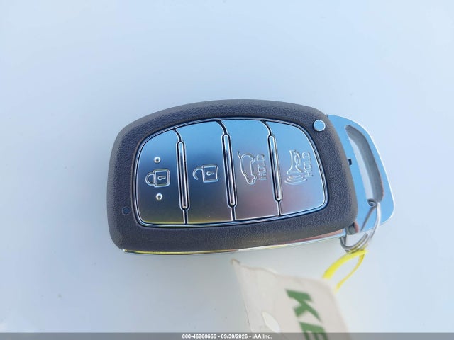 Продаж на аукціоні авто 2019 Hyundai Ioniq Hybrid Blue, vin: KMHC65LC3KU122163, номер лоту: 46260666