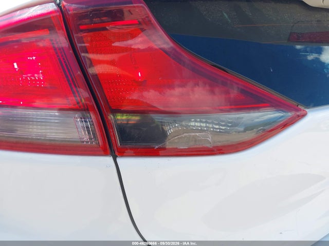 Продаж на аукціоні авто 2019 Hyundai Ioniq Hybrid Blue, vin: KMHC65LC3KU122163, номер лоту: 46260666