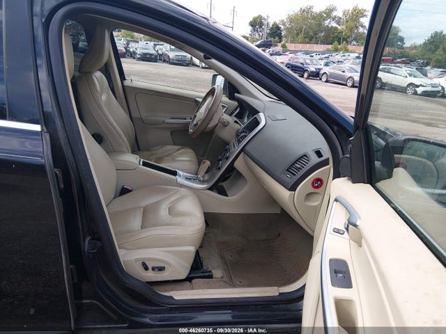 Продаж на аукціоні авто 2012 Volvo Xc60 3.2 Premier, vin: YV4940DZ4C2256085, номер лоту: 46260735