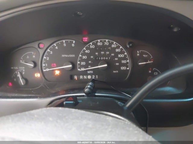 46260738 :رقم المزاد ، 1FMZU72X5YUB13943 vin ، 2000 Ford Explorer Xls مزاد بيع