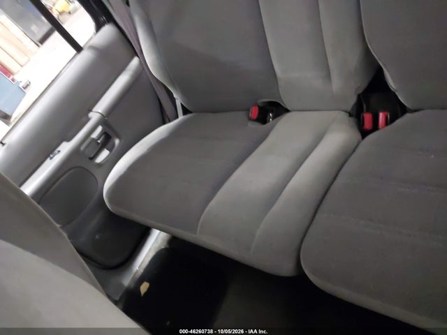 46260738 :رقم المزاد ، 1FMZU72X5YUB13943 vin ، 2000 Ford Explorer Xls مزاد بيع