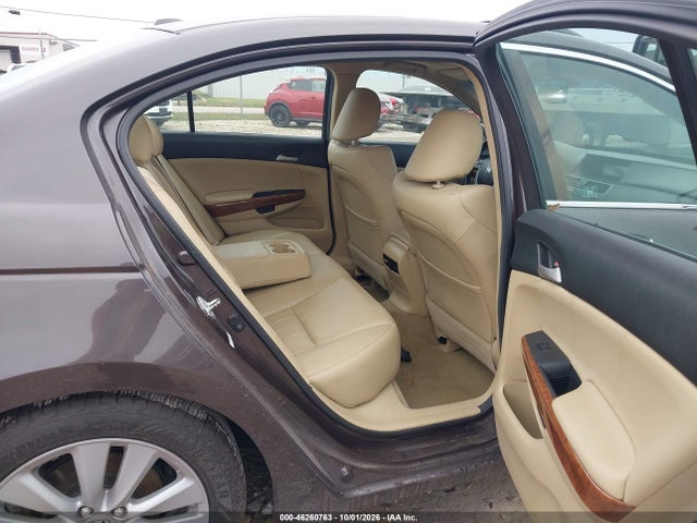 46260763 :رقم المزاد ، 1HGCP3F87BA005203 vin ، 2011 Honda Accord 3.5 Ex-l مزاد بيع