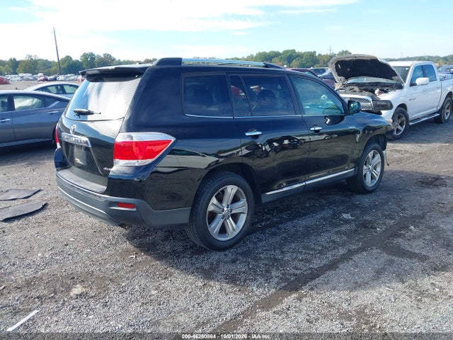 2013 Toyota Highlander Limited V6 მანქანა იყიდება აუქციონზე, vin: 5TDDK3EH7DS204938, აუქციონის ნომერი: 46260864