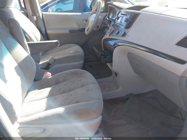 46260896 :رقم المزاد ، 5TDZK3DC0DS280285 vin ، 2013 Toyota Sienna L V6 7 Passenger مزاد بيع