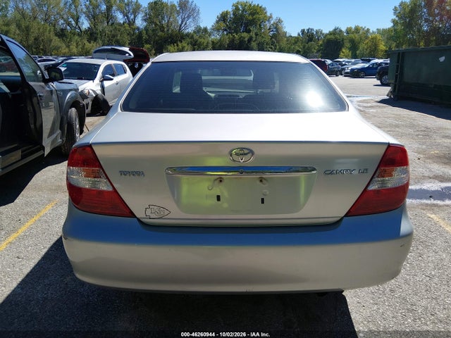 2004 Toyota Camry Le მანქანა იყიდება აუქციონზე, vin: 4T1BE32K24U850152, აუქციონის ნომერი: 46260944