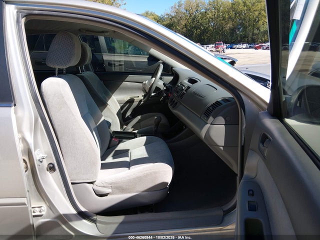 2004 Toyota Camry Le მანქანა იყიდება აუქციონზე, vin: 4T1BE32K24U850152, აუქციონის ნომერი: 46260944