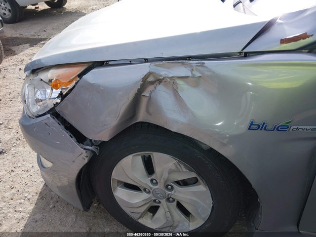 Продаж на аукціоні авто 2015 Hyundai Sonata Hybrid, vin: KMHEC4A41FA134357, номер лоту: 46260950