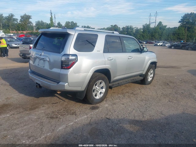 Toyota 4RUNNER SR5 2016 JTEBU5JRXG5281952 Image 4