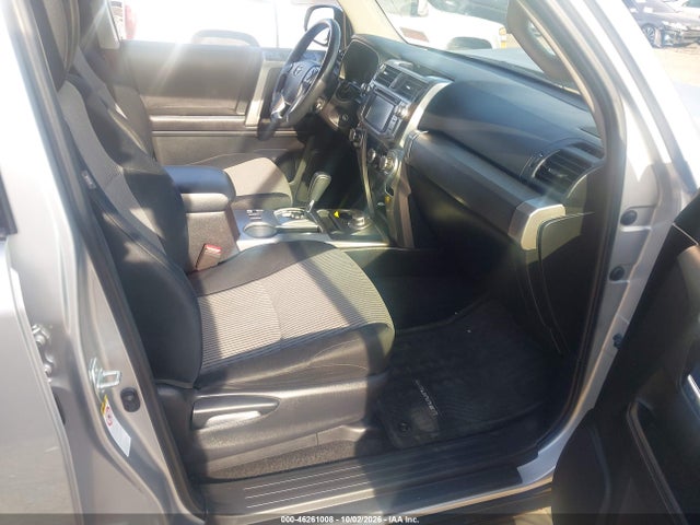 Toyota 4RUNNER SR5 2016 JTEBU5JRXG5281952 Image 5
