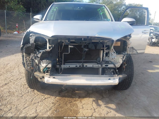 Toyota 4RUNNER SR5 2016 JTEBU5JRXG5281952 Image 6