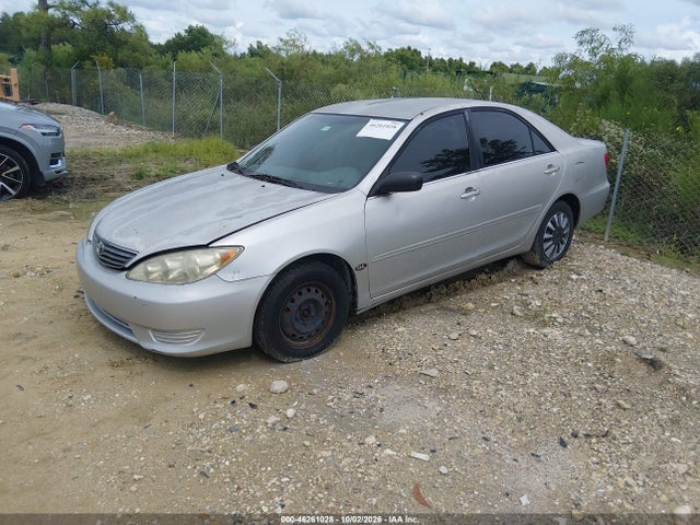 2005 Toyota Camry Std მანქანა იყიდება აუქციონზე, vin: 4T1BE32K25U592135, აუქციონის ნომერი: 46261028