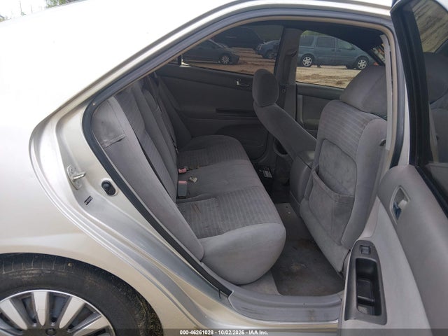 2005 Toyota Camry Std მანქანა იყიდება აუქციონზე, vin: 4T1BE32K25U592135, აუქციონის ნომერი: 46261028
