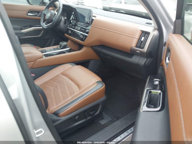 46261034 :رقم المزاد ، 5N1DR3DJ8PC210135 vin ، 2023 Nissan Pathfinder Platinum 4wd مزاد بيع