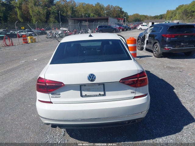 Продаж на аукціоні авто 2017 Volkswagen Passat 1.8t R-line, vin: 1VWDT7A38HC066183, номер лоту: 46261177
