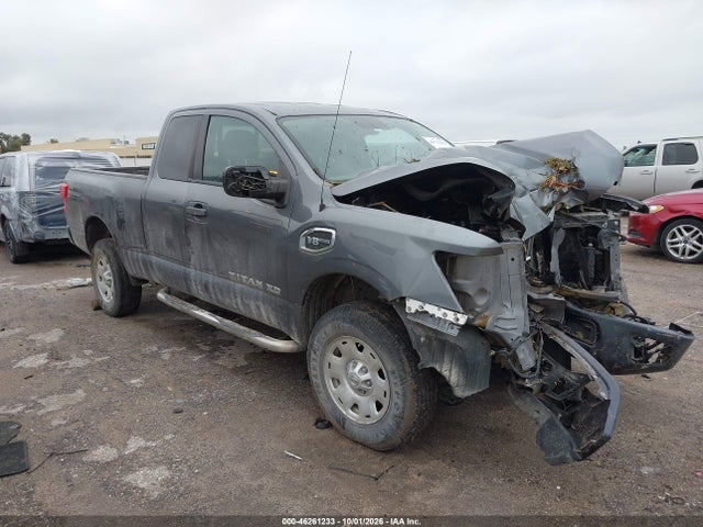 46261233 :رقم المزاد ، 1N6AA1C39JN510636 vin ، 2018 Nissan Titan Xd S Gas مزاد بيع