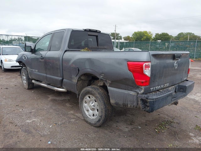 46261233 :رقم المزاد ، 1N6AA1C39JN510636 vin ، 2018 Nissan Titan Xd S Gas مزاد بيع