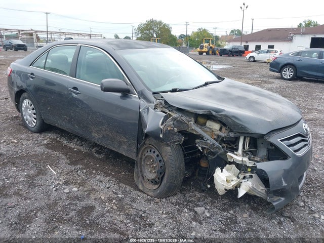 2011 Toyota Camry Le მანქანა იყიდება აუქციონზე, vin: 4T1BF3EK1BU645699, აუქციონის ნომერი: 46261239