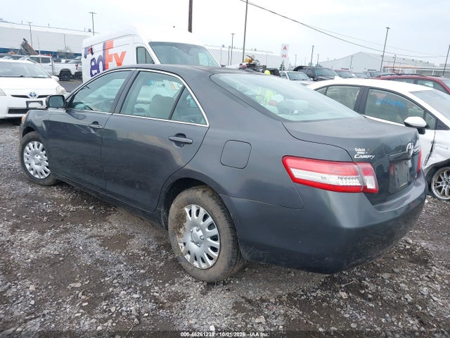 2011 Toyota Camry Le მანქანა იყიდება აუქციონზე, vin: 4T1BF3EK1BU645699, აუქციონის ნომერი: 46261239