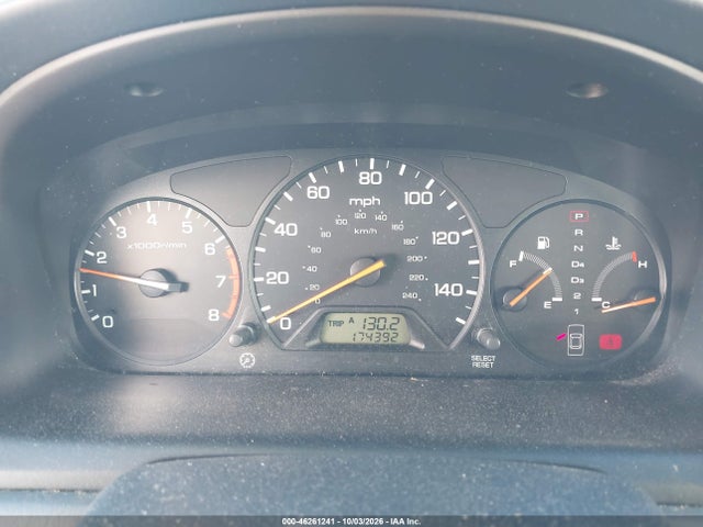 46261241 :رقم المزاد ، JHMCG5648YC037595 vin ، 2000 Honda Accord 2.3 Lx مزاد بيع