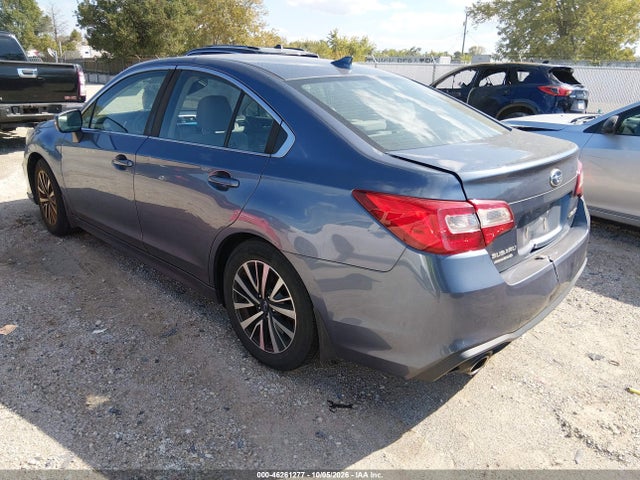 2018 Subaru Legacy 2.5i Premium მანქანა იყიდება აუქციონზე, vin: 4S3BNAF68J3010996, აუქციონის ნომერი: 46261277