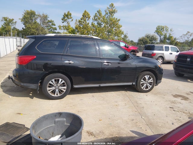 Продажа на аукционе авто 2017 Nissan Pathfinder S, vin: 5N1DR2MMXHC633112, номер лота: 46261278