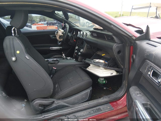 46261326 :رقم المزاد ، 1FA6P8AM4F5399308 vin ، 2015 Ford Mustang V6 مزاد بيع