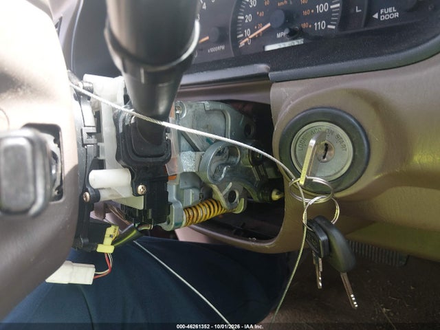 Aukcja sprzedaży 2002 Toyota Tundra Sr5 V8, vin: 5TBBT44182S321156, numer aukcji: 46261352