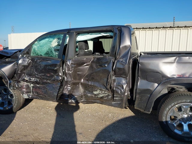 Продажа на аукционе авто 2027 Ram 1500 Big Horn/lone Star, vin: 3C6SRFFP8V4505768, номер лота: 46261364