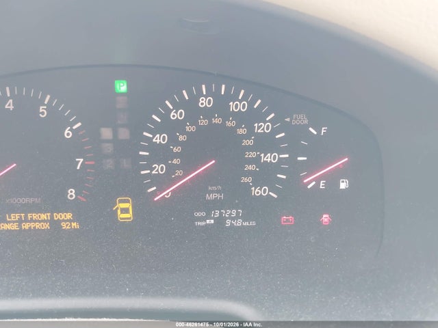 2002 Lexus Ls 430 მანქანა იყიდება აუქციონზე, vin: JTHBN30F320064180, აუქციონის ნომერი: 46261475