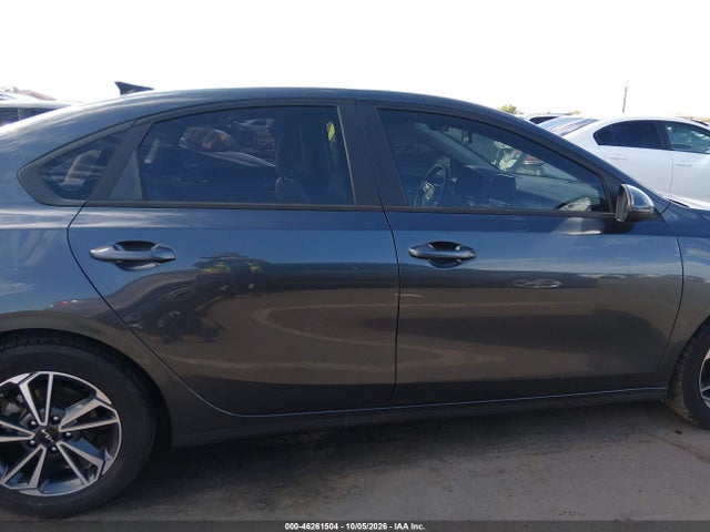 KIA Forte Lxs 2023 3KPF24AD4PE643272 Image 13