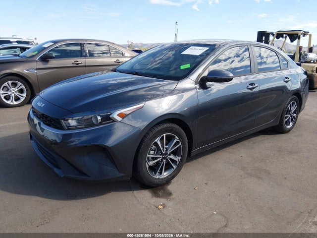 KIA Forte Lxs 2023 3KPF24AD4PE643272 Image 2
