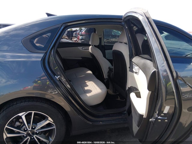 KIA Forte Lxs 2023 3KPF24AD4PE643272 Image 8