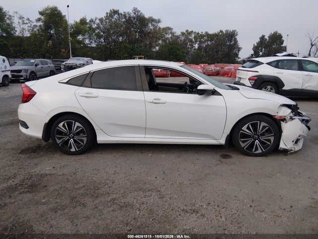 46261515 :رقم المزاد ، 2HGFC1F71HH650640 vin ، 2017 Honda Civic Ex-l مزاد بيع