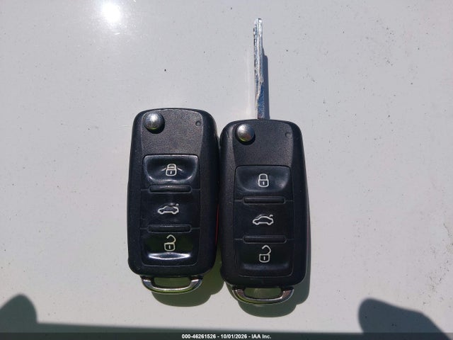 46261526 :رقم المزاد ، 1VWBH7A39DC037682 vin ، 2013 Volkswagen Passat 2.5l Se مزاد بيع