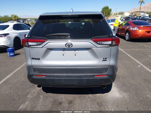 46261624 :رقم المزاد ، 2T3G1RFV3NW313081 vin ، 2022 Toyota Rav4 Le مزاد بيع