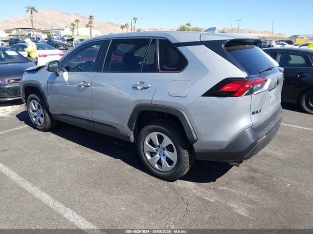 46261624 :رقم المزاد ، 2T3G1RFV3NW313081 vin ، 2022 Toyota Rav4 Le مزاد بيع