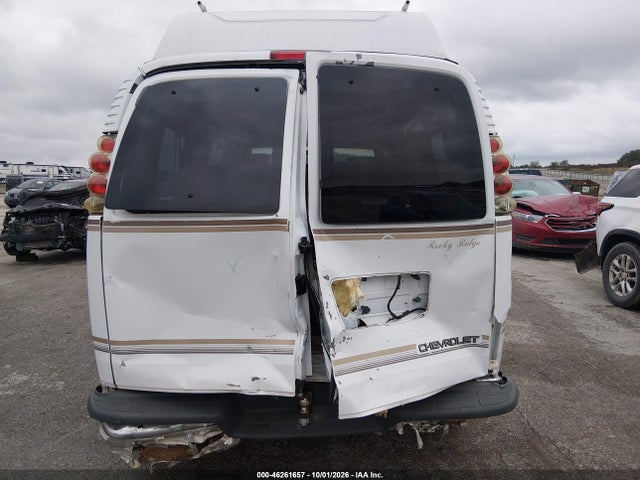 46261657 :رقم المزاد ، 1GBFG15R3W1000651 vin ، 1998 Chevrolet Chevy Yf7 مزاد بيع
