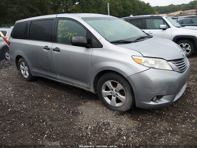 46261678 :رقم المزاد ، 5TDZK3DC4GS713126 vin ، 2016 Toyota Sienna L 7 Passenger مزاد بيع