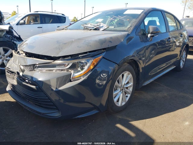 Toyota COROLLA LE 2025 5YFB4MDE0SP282059 Image 2