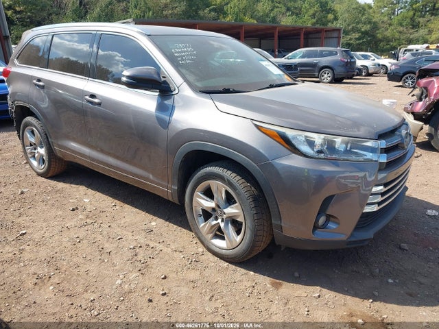 2017 Toyota Highlander Limited მანქანა იყიდება აუქციონზე, vin: 5TDYZRFH7HS210436, აუქციონის ნომერი: 46261776