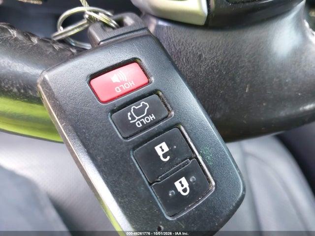 Продажа на аукционе авто 2017 Toyota Highlander Limited, vin: 5TDYZRFH7HS210436, номер лота: 46261776