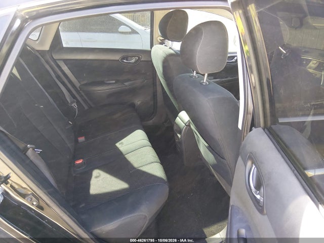 46261795 :رقم المزاد ، 3N1AB7AP9JY208262 vin ، 2018 Nissan Sentra S مزاد بيع