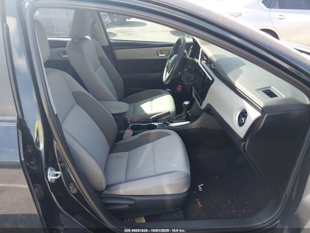 46261828 :رقم المزاد ، 2T1BURHE1HC795997 vin ، 2017 Toyota Corolla Le مزاد بيع