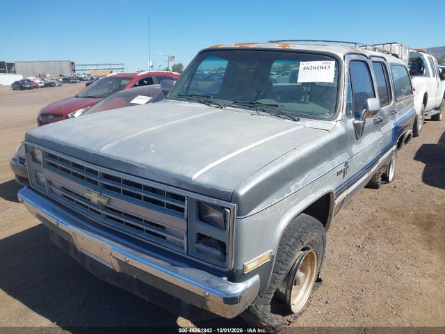 1988 Chevrolet Suburban V10 მანქანა იყიდება აუქციონზე, vin: 1GNEV16K2JF190539, აუქციონის ნომერი: 46261843